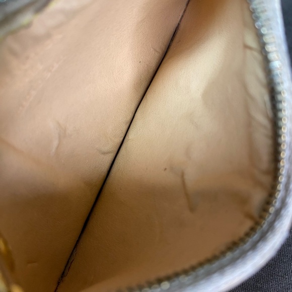 Louis Vuitton Multicolor Key Pouch "LIVE SHOW TODAY' - Picture 6 of 10